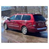 2007 HYUNDAI ENTOURAGE GLS *2 Owner | No Accidents Reported* (NO RESERVE)