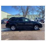 2013 Subaru Outback 2.5I Limited *All Wheel Drive | 2 Owner* (NO RESERVE)