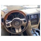 2011 JEEP GRAND CHEROKEE OVERLAND *4x4 | 5.7L V8 Hemi Motor* (NO RESERVE)