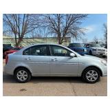 2010 HYUNDAI ACCENT GLS (NO RESERVE)