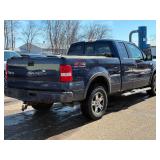 2004 FORD F-150 XL *2 Owner | 4x4 | No Accidents Reported* (NO RESERVE)