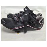 Bontrager inForm Road Cycling Shoes - Black/Gray with Red Accents, 3-Strap Velcro & Ratchet Closure
