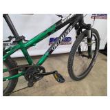 Specialized Hotrock Green Mountain Bike - Front Suspension, Aluminum Frame