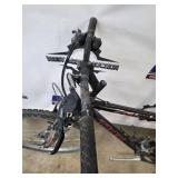 Trek 3200 Mountain Bike - Black, 21-Speed, Front Suspension, Rear Rack