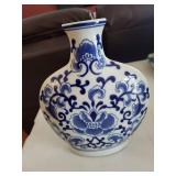 Blue & White Porcelain Vases & Cat Figurine (Lot of 3)