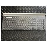 Frisby FMC-220 Microphone & Logitech Keyboard