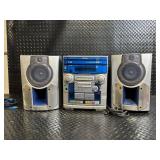 AIWA CX-NAJ54 CD-R/W Playback Digital Audio System w/ 2 Speakers