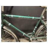 Schwinn Vintage Green City Bicycle with Rear Rack - 26in Wheels