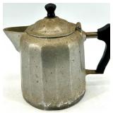 Aluminium Works Stratford-on-Avon England Teapots & Kettles S-1345 (Lot of 5)