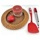 Hydrangea Bouquet & Lucky Towels Decor Set with Red Placemats & Candle