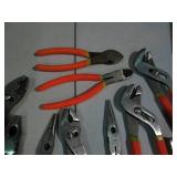 Large variety of heavy duty Neiko p...