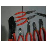 Assortment of heavy duty Neiko plie...