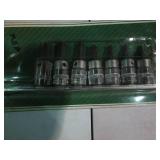 12pc 3/8in drive SAE Socket and Rat...