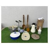 Mixed Lot Kitchen Items