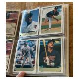 1993 Topps Gold Minnesota Twins Team Set w/ Kirby Puckett in Binder