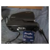 Swingline Optima 50 electric staple...
