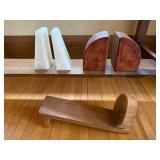 Pair of Bookends, , 1 Wood Bookshelf