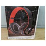 B39 Wireless Headset - 40mm Driver, 5.0 Wireless, 10m Range - Brand New *P