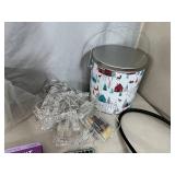 Pampered Chef Casserole, Internet Modem, Purses, Housewares