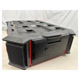 Milwaukee M18 Lithium-Ion Cordless PACKOUT Radio/Speaker with Built-In Charger