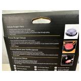 New Broil King Burger Press with 400 Burger Papers