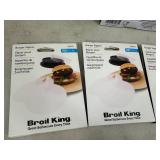 New Broil King Burger Press with 400 Burger Papers