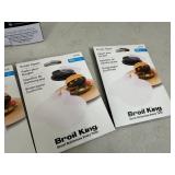 New Broil King Burger Press with 400 Burger Papers