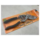 New Fiskars Ergonomic Angled Pruner