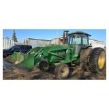 John Deere 4640 With JD 725 loader