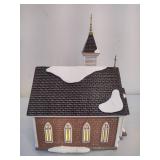 Department 56 "Woodlake Chapel" (2001)