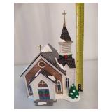 Department 56 "Woodlake Chapel" (2001)