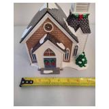 Department 56 "Woodlake Chapel" (2001)
