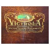 Victor Victrola Antique Phonograph Cabinet/Record Player