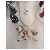 Lemax Holiday Figurines/Statues