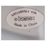 Lemax Holiday Figurines/Statues