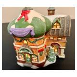 Department 56 "North Pole Beauty Shop"