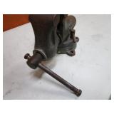 3 1/2" Bench Vise