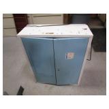 Ultraviolet Germicidal Safety Glasses Cabinet 29"x12"x35"