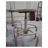 (6) Adjustable Height Shop Stools