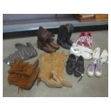 (EC1) Assorted Boots and Shoes - Mi...