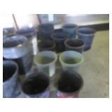 (EW3) Assorted Plastic Planters Ass...