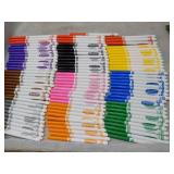 Crayola 100 Markers 10 different Co...