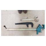 Blue Pipe Threading Tool with Long Guide Rail & Wrench Set