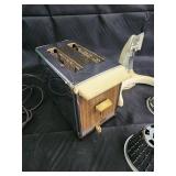 Presto 2-Slice Toaster - Wood Panel Front, Vintage Mid-Century Kitchen