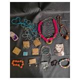 Martinsons Jewellers Ring Box & Assorted Jewelry - Necklaces, Bracelets, Earrings