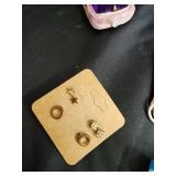 Martinsons Jewellers Ring Box & Assorted Jewelry - Necklaces, Bracelets, Earrings