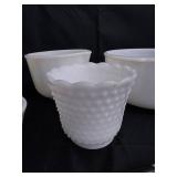 5-Piece White Ceramic Tableware Set - 2 Textured Hobnail Cups, 2 Mixing Bowls, 1 Cereal Bowl