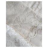 Assorted Vintage Lace Table Linens & Linen Napkins - Tablecloths & Placemats