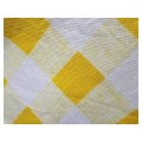 Assorted Vintage Lace Table Linens & Linen Napkins - Tablecloths & Placemats