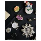 Assorted Watches & Jewelry - Vintage Costume Pieces Collection